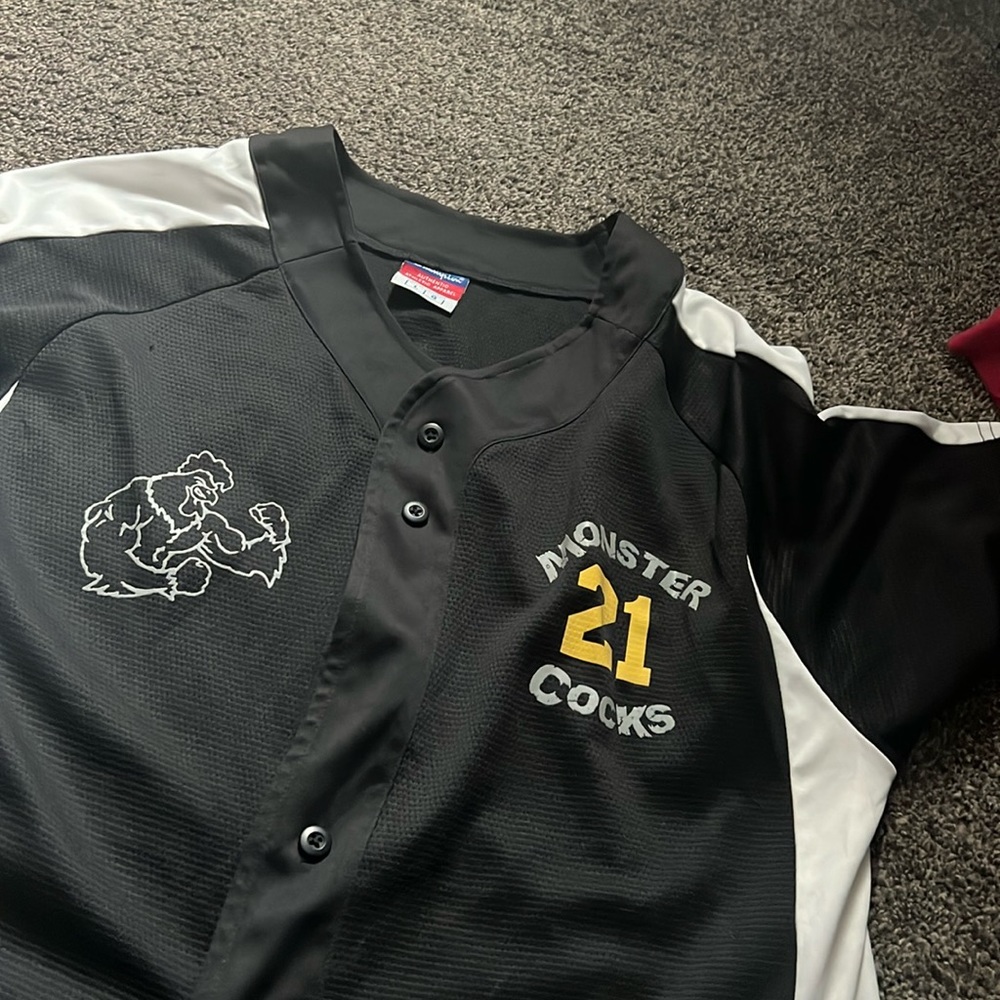 Men’s softball jersey